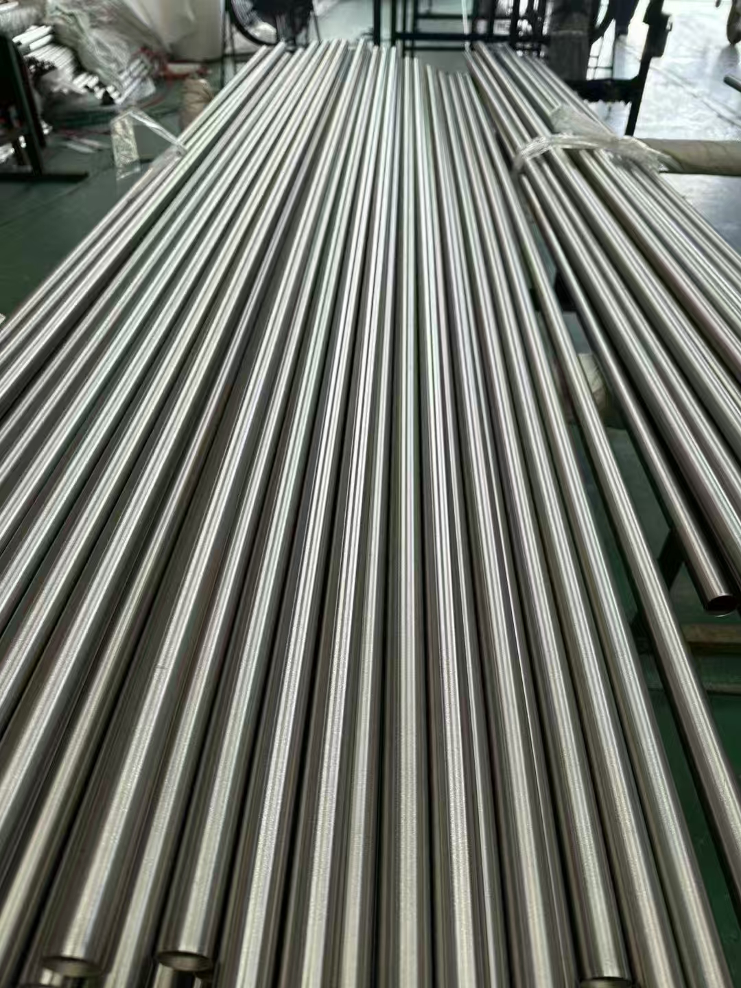 ASTM A213 T22 Alloy Steel Seamless Tubes1